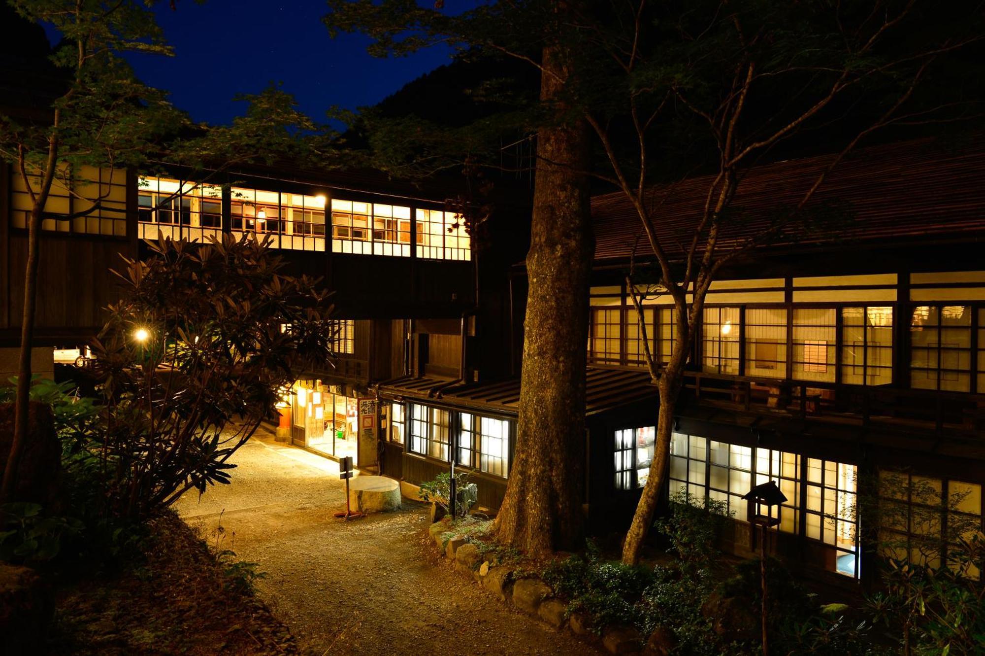 Houshi Onsen Chojukan Minakami Esterno foto